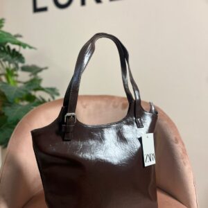 زارا بني غامق