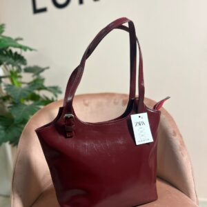 زارا برجندي