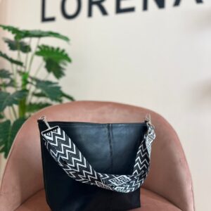 كروس كبير اسود