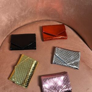 محفظة شي ان اسود