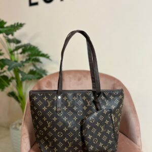 Lv بني